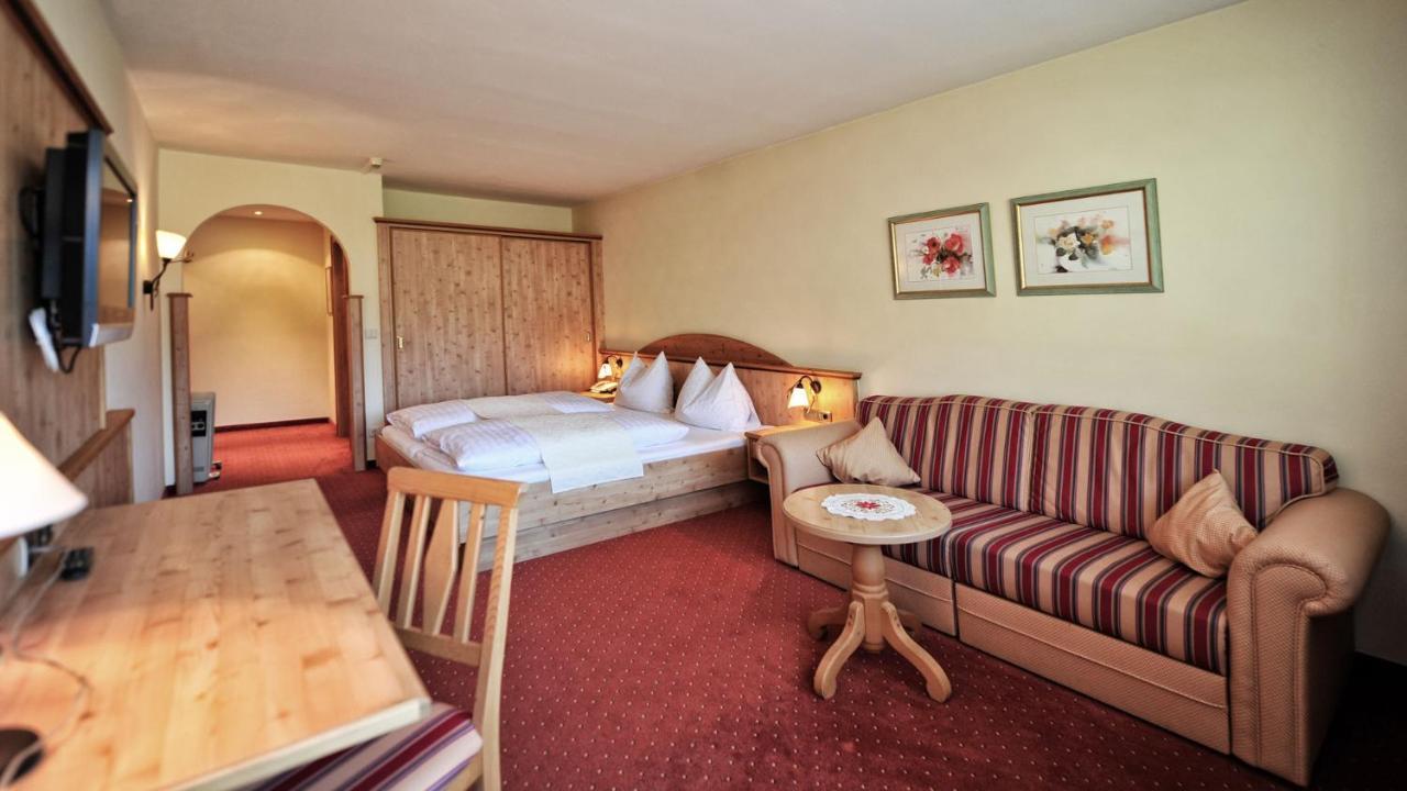 Hotel Koenigsblick By Keyone Fulpmes Kültér fotó