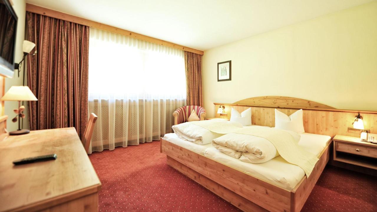 Hotel Koenigsblick By Keyone Fulpmes Kültér fotó